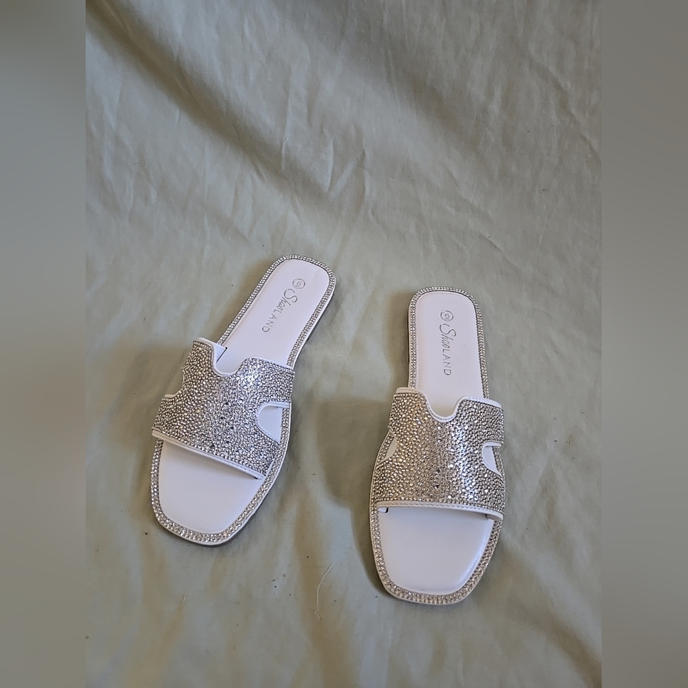 Shoe Land Women's Size 6 Slip on Rhinestone Bling Single Band Open Toe - White